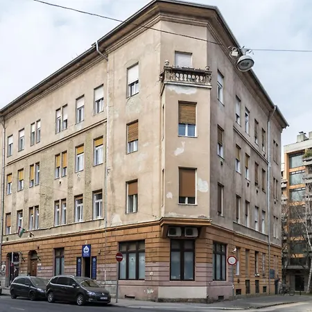 Big Time - In The Heart Of Budapešť