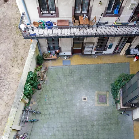 Big Time - In The Heart Of Apartamento Budapeste